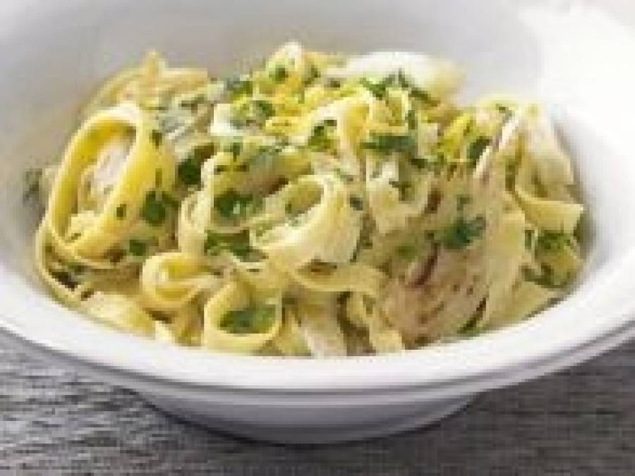 Creamy Chicken Tagliatelle