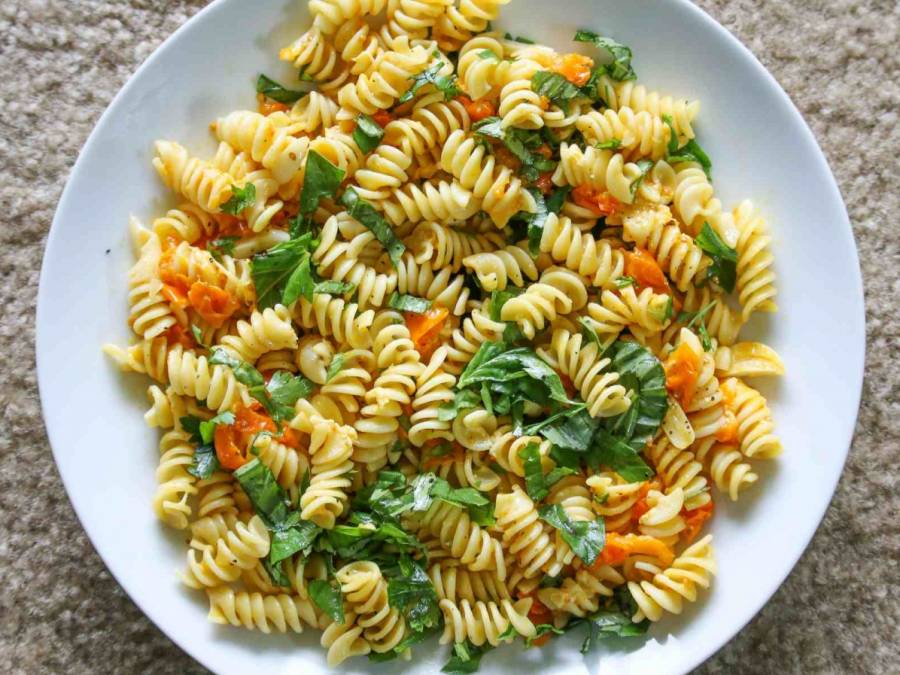 Fusilli Pasta in Lemon Garlic Sauce